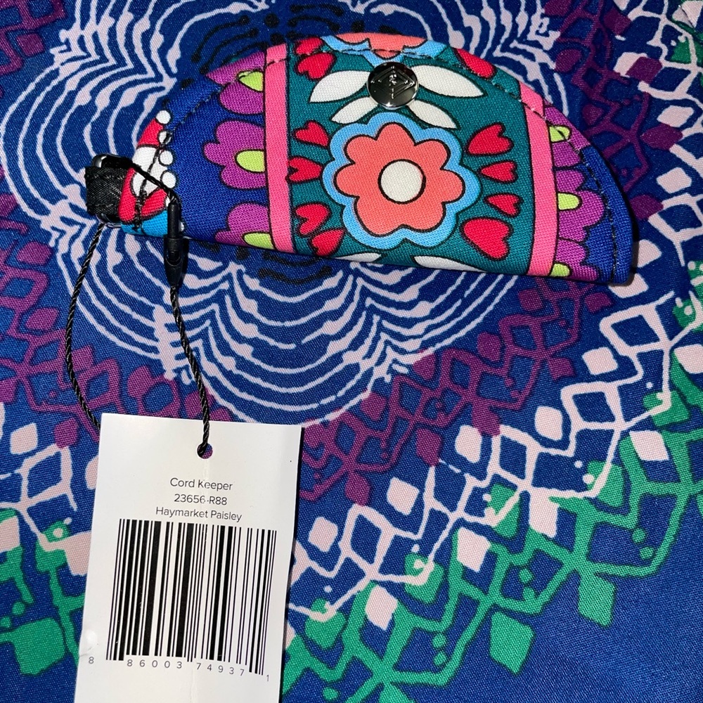 Vera Bradley cord keeper - NWT